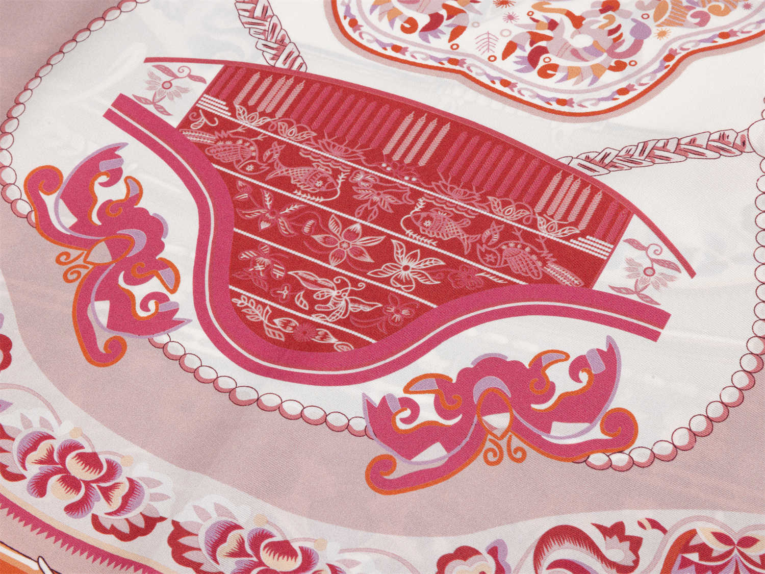 EP YAYING SILK SCARF