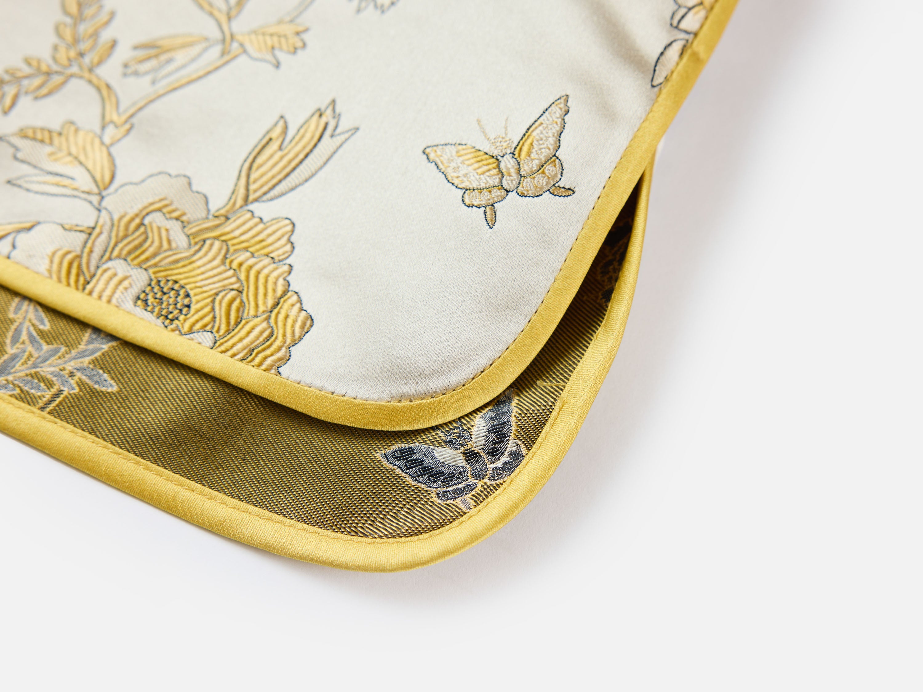 EP YAYING Gold Patterned Vest