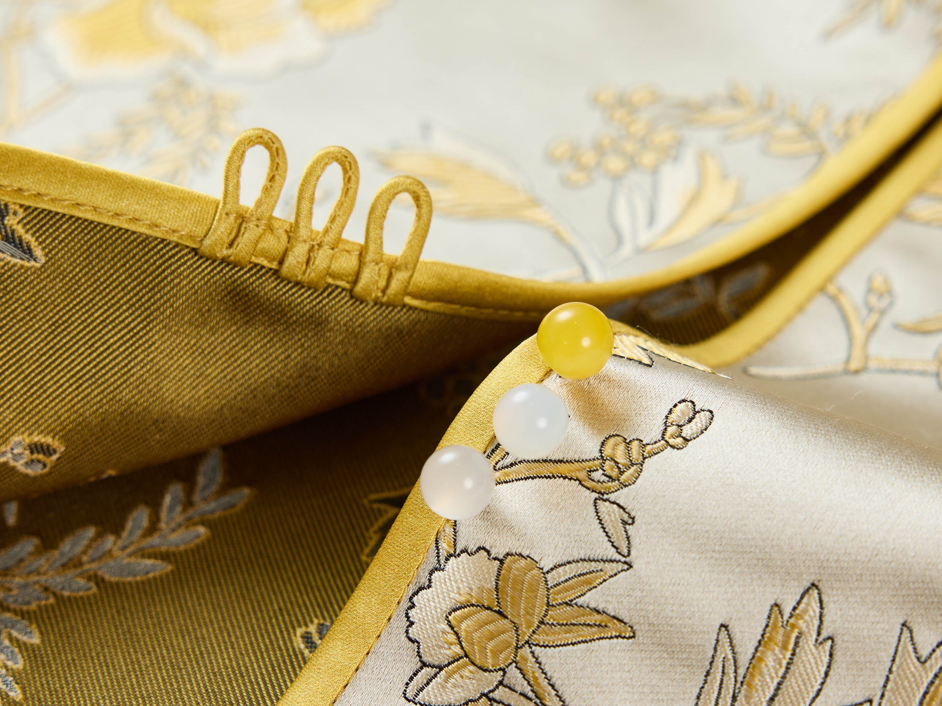 EP YAYING Gold Patterned Vest