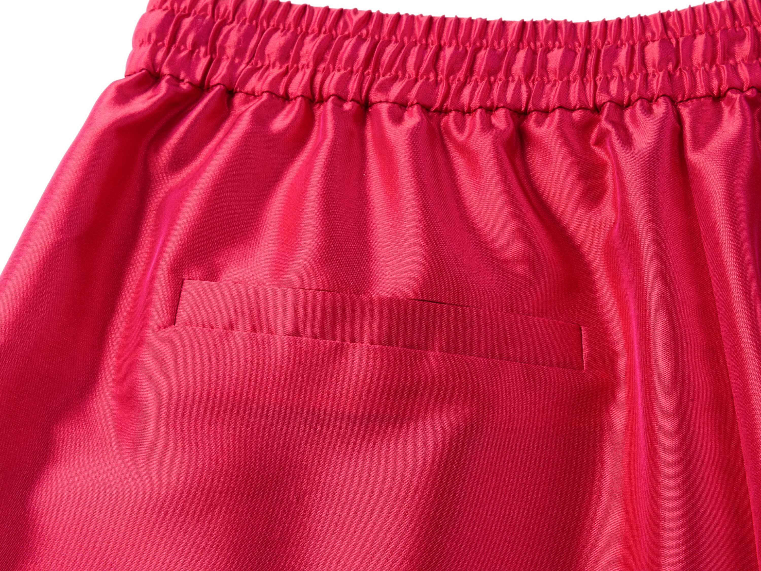 YAYING Red Drawstring Shorts