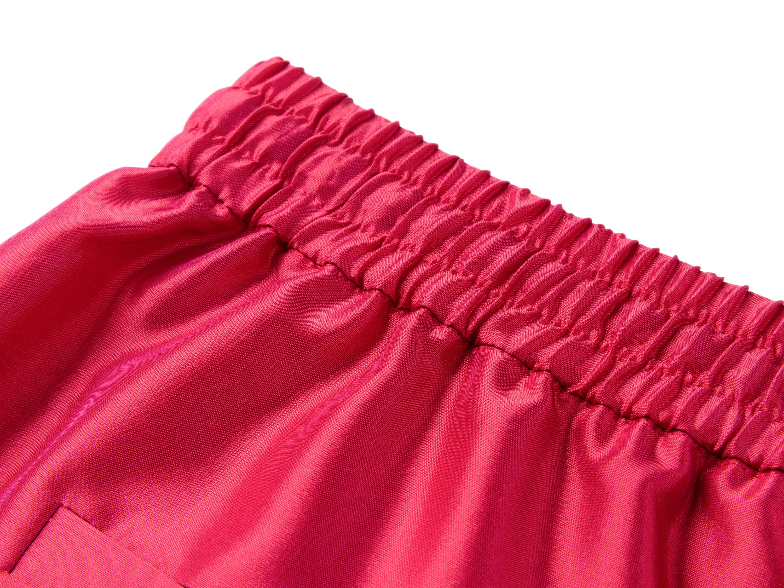 YAYING Red Drawstring Shorts