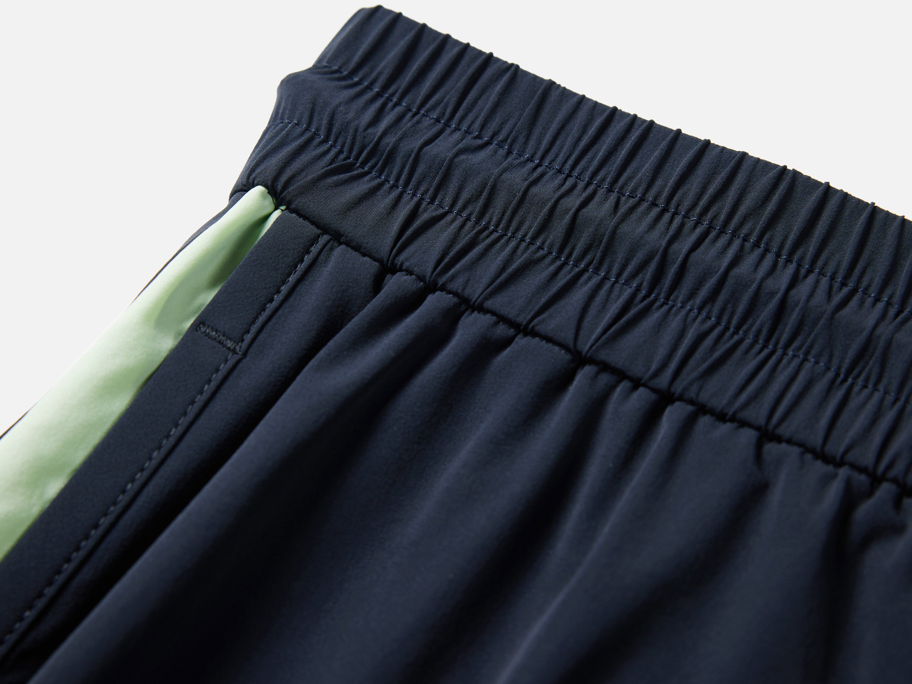 EP YAYING SPORTY SHORTS