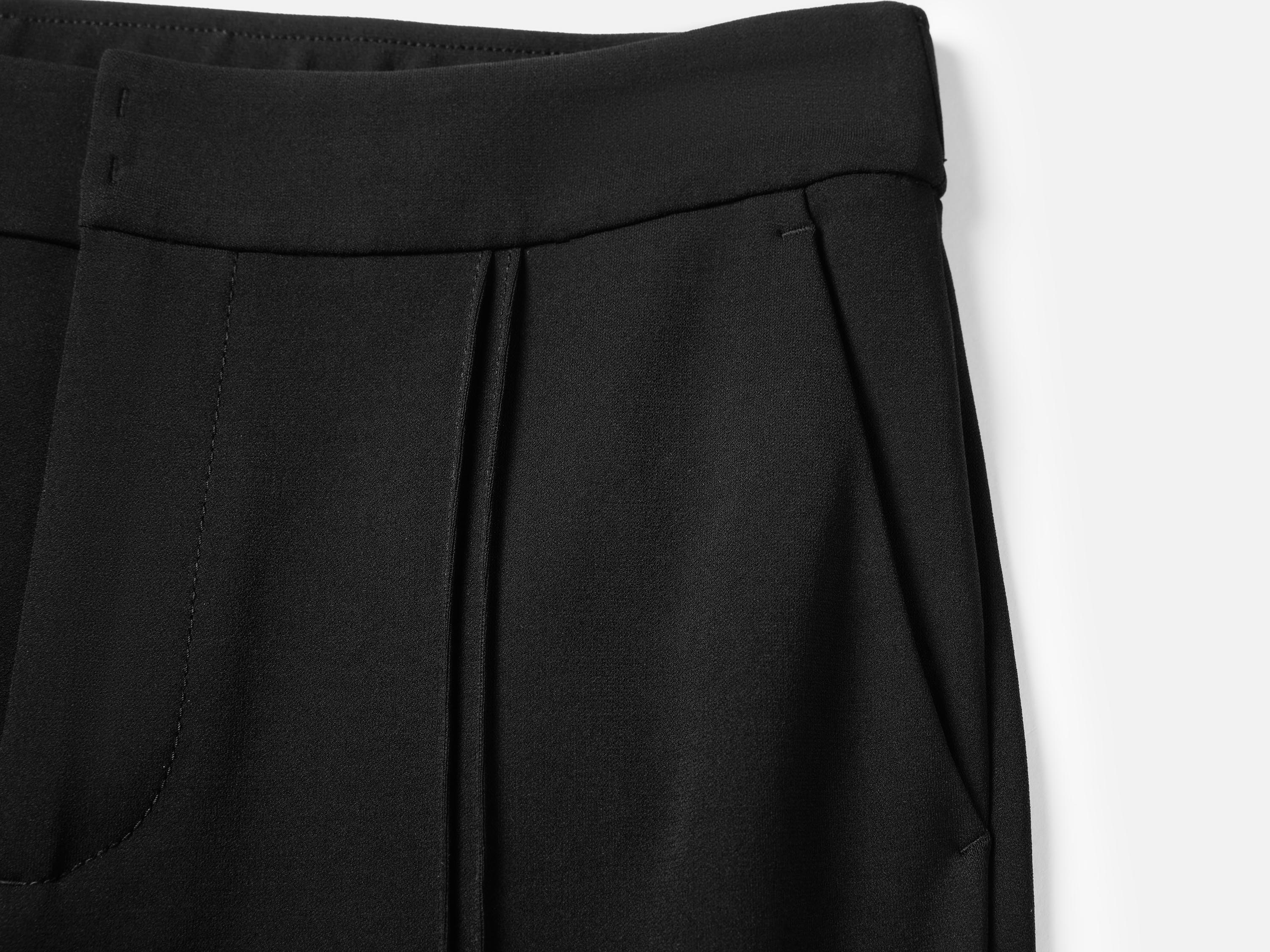 EP YAYING FIT PANTS