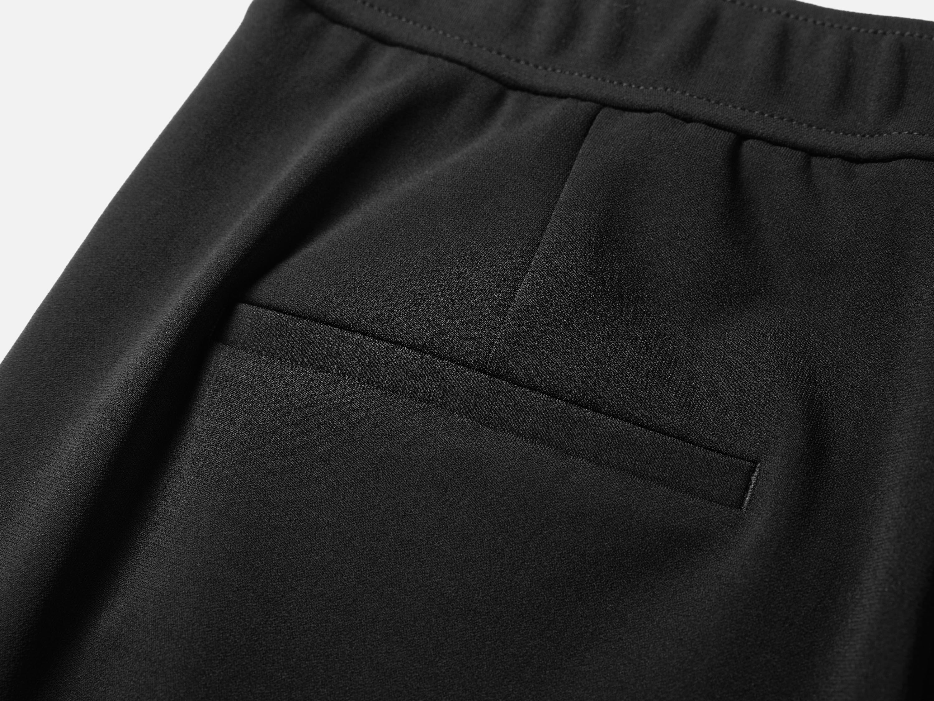 EP YAYING FIT PANTS