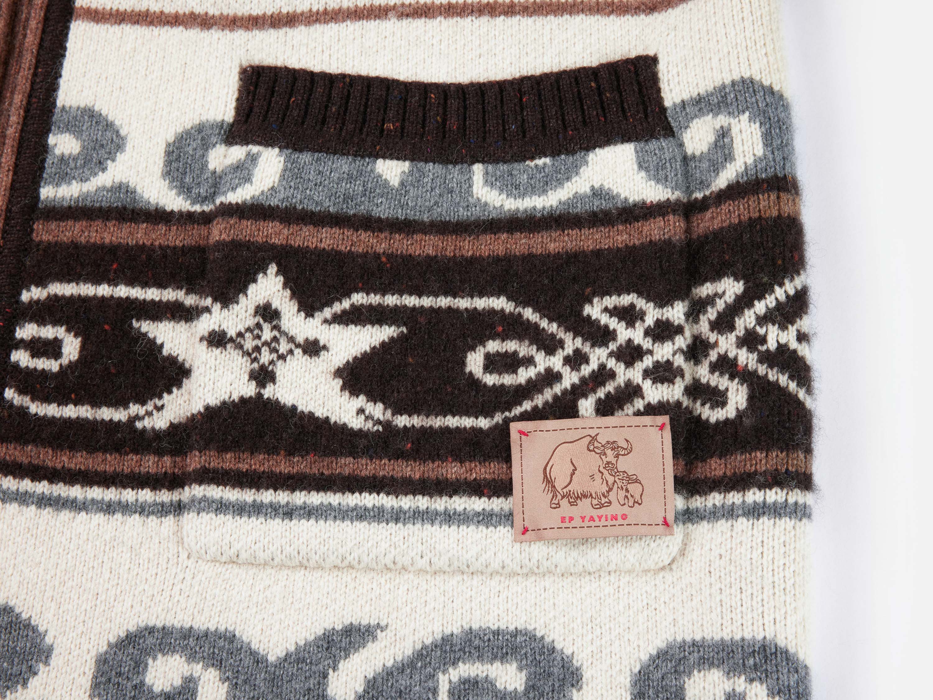 EP YAYING SWEATER