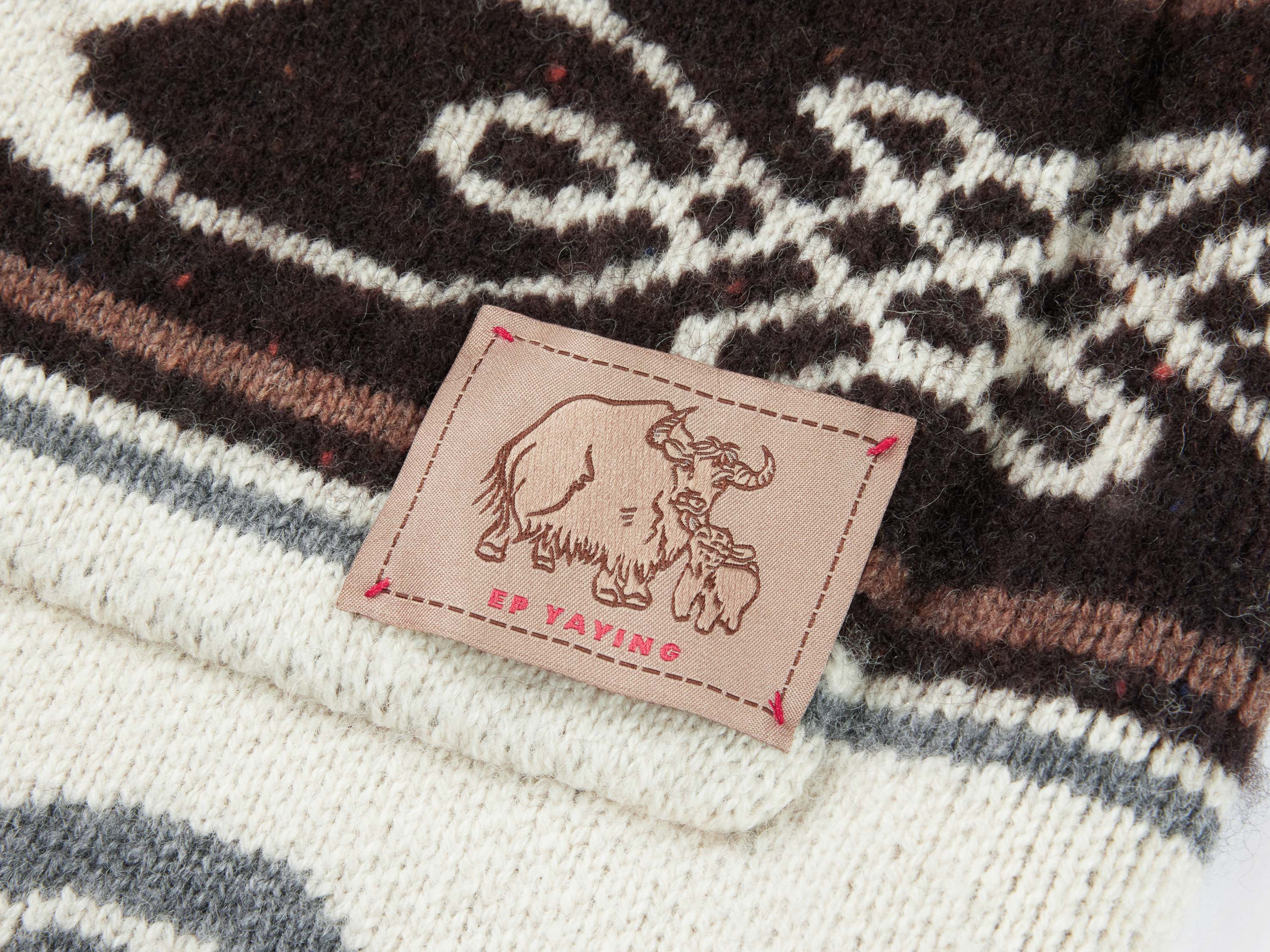EP YAYING SWEATER