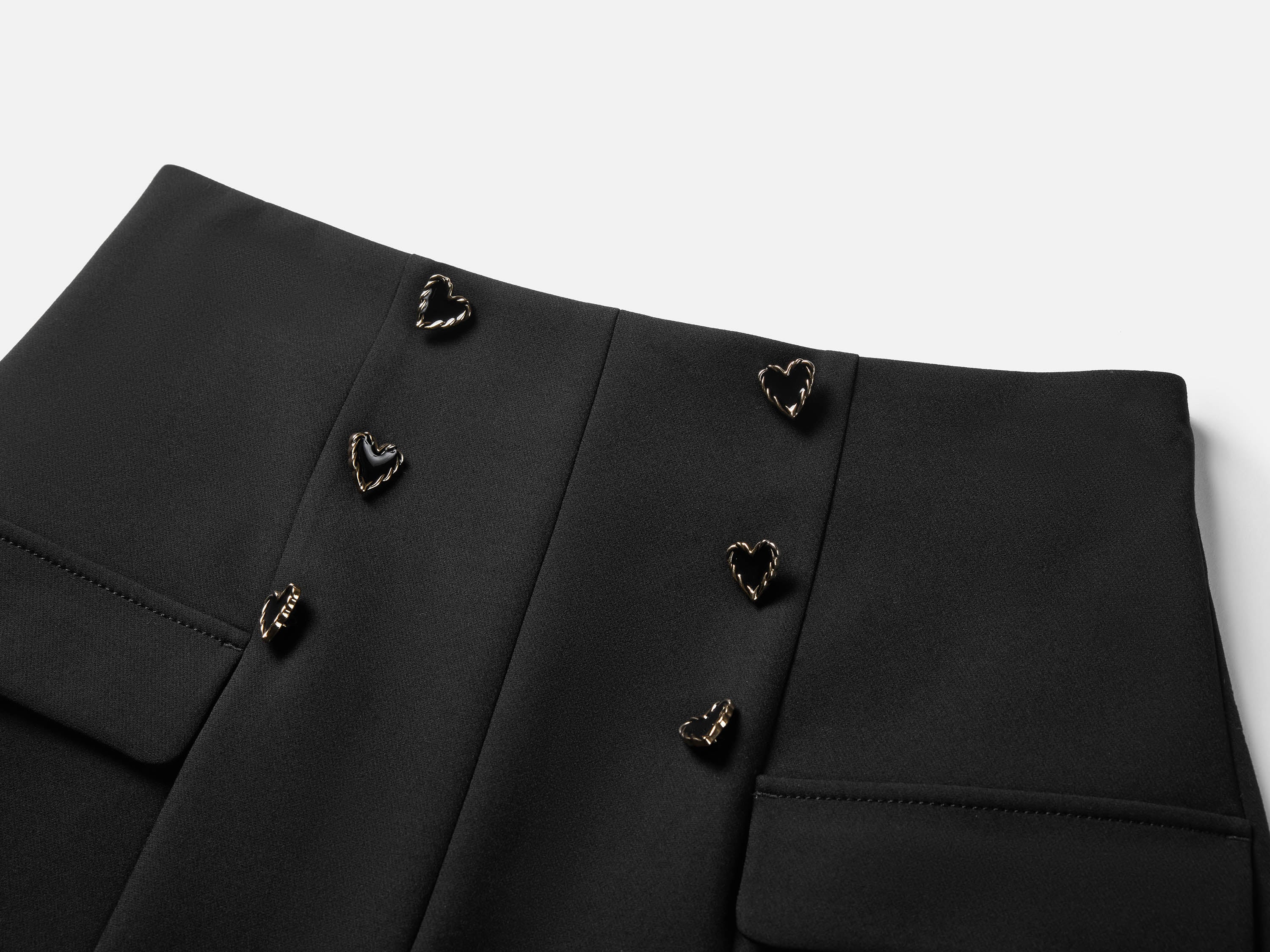 EP YAYING High-waisted Love Button Shorts