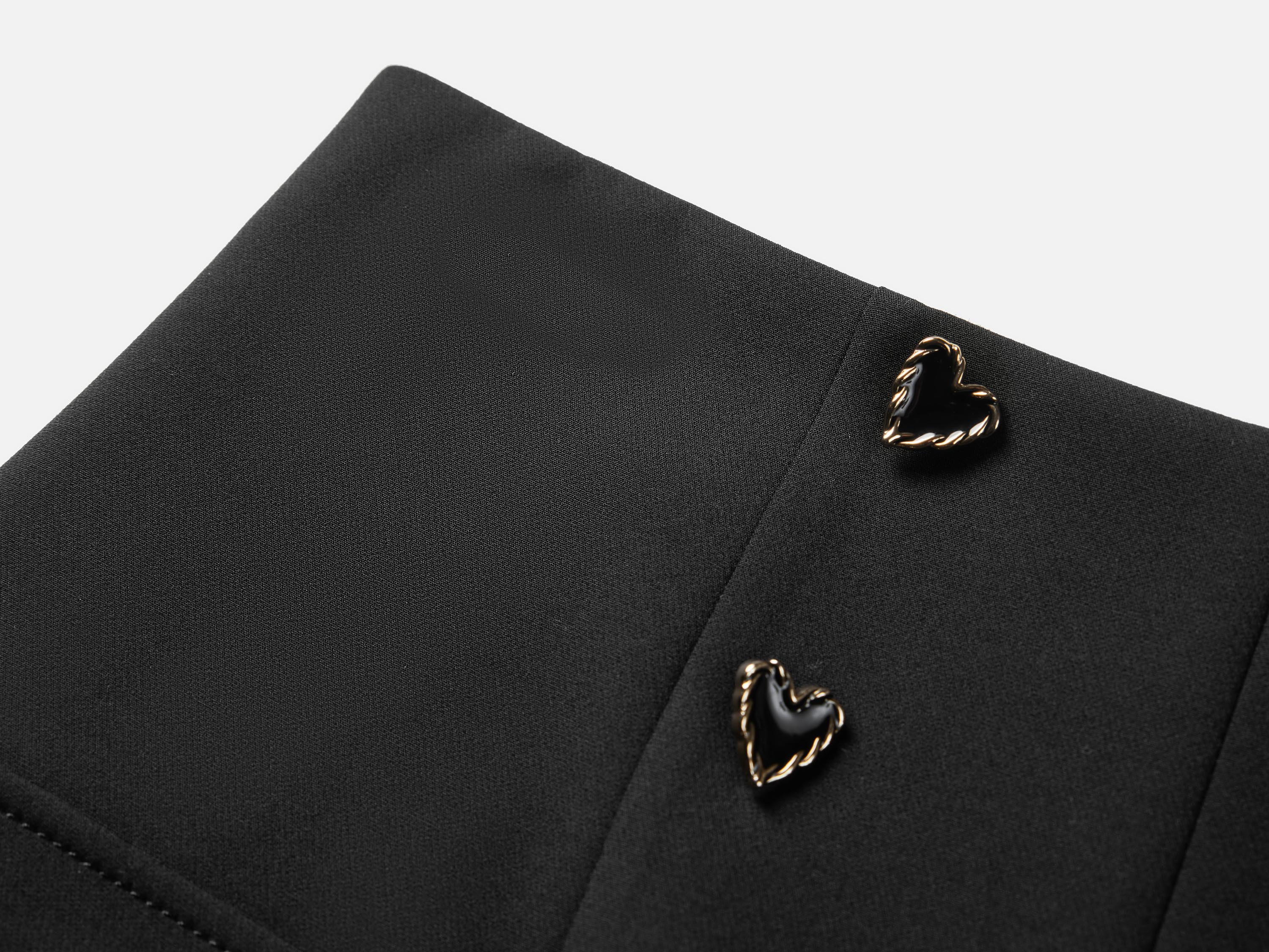 EP YAYING High-waisted Love Button Shorts