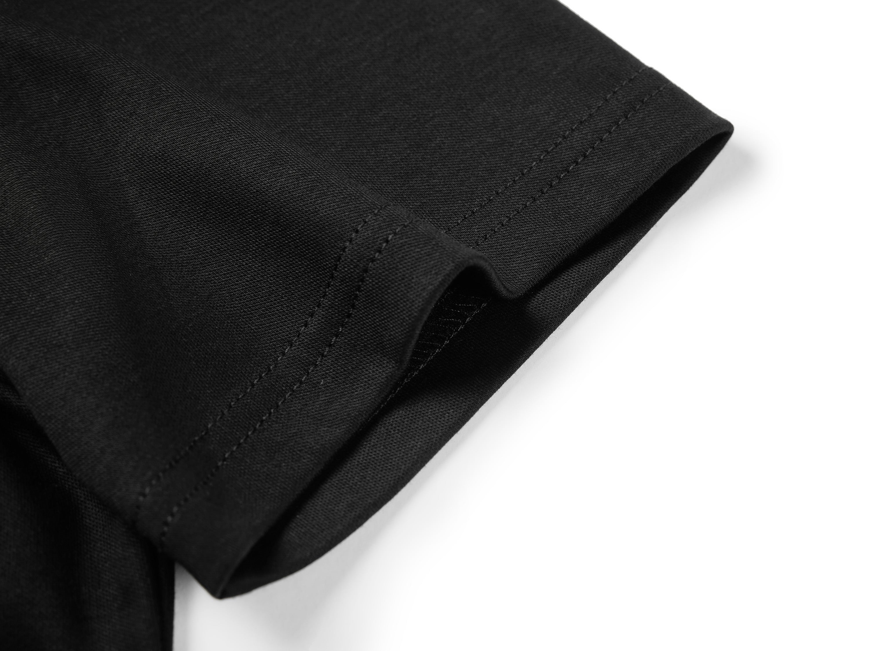 YAYING Black Graphic T-Shirt