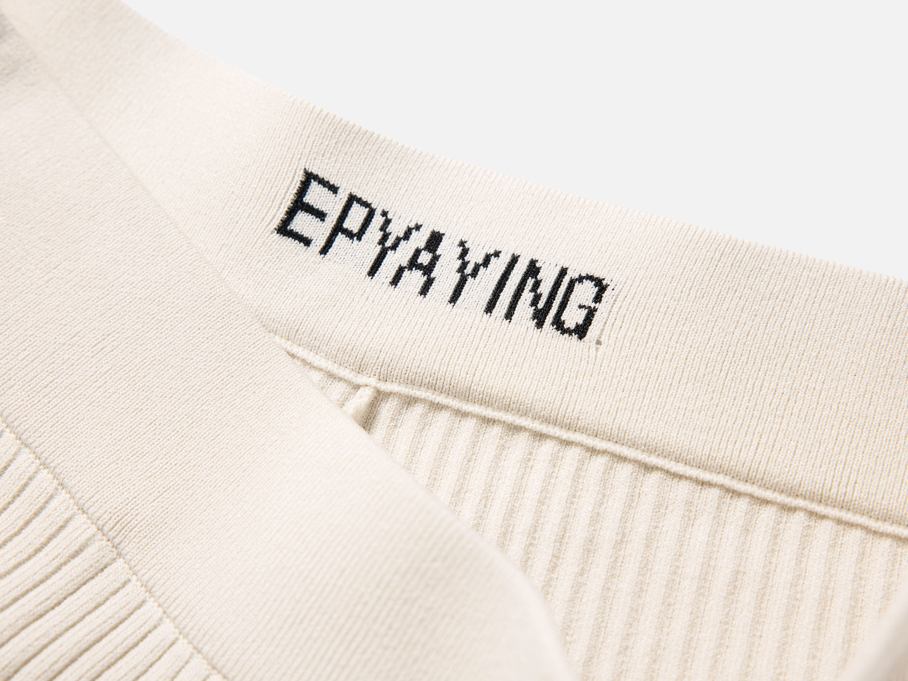 EP YAYING WHITE PANTS