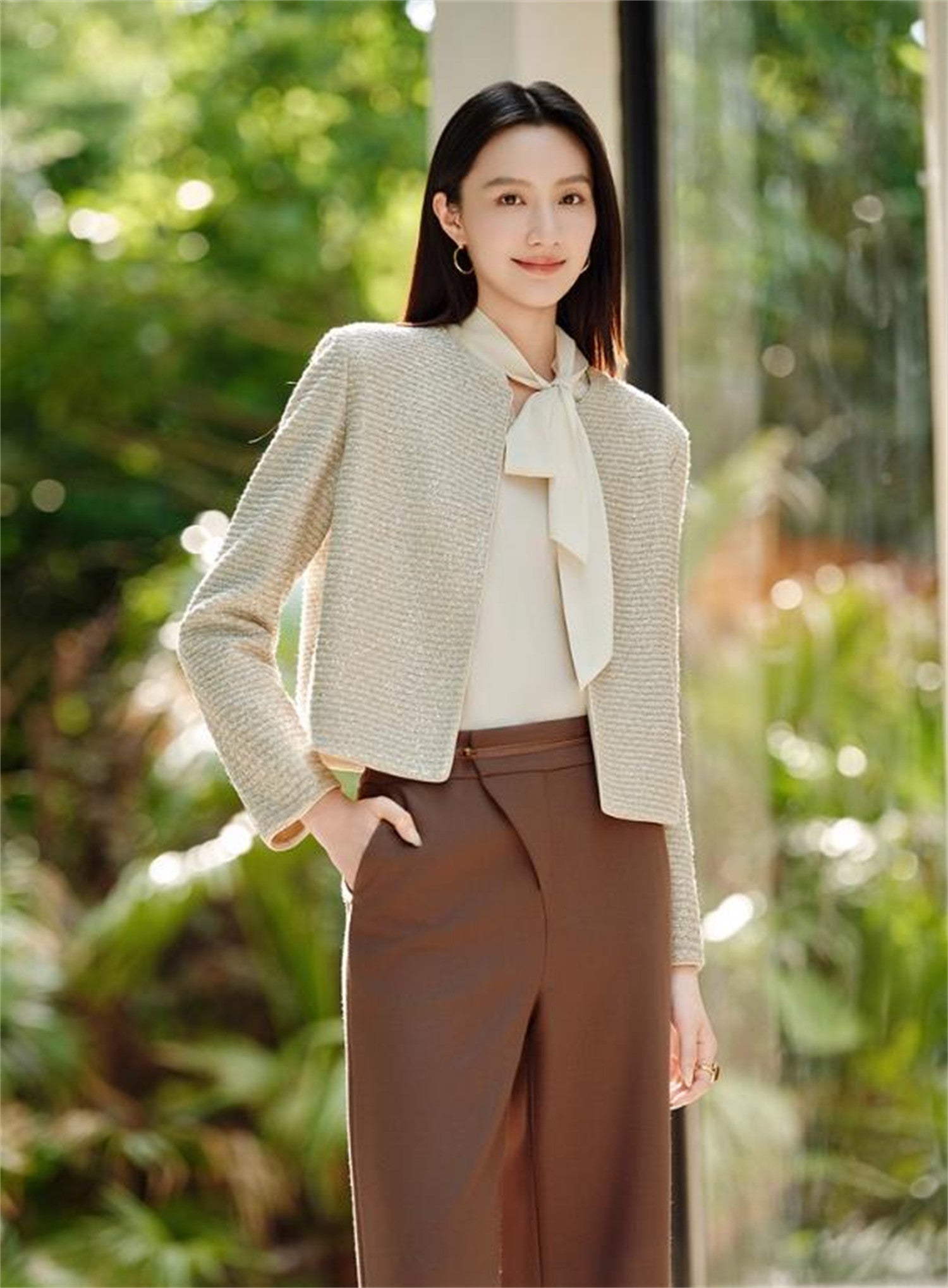 YAYING V-Neck Slim Fit Knit Vest EPKAS9902AW