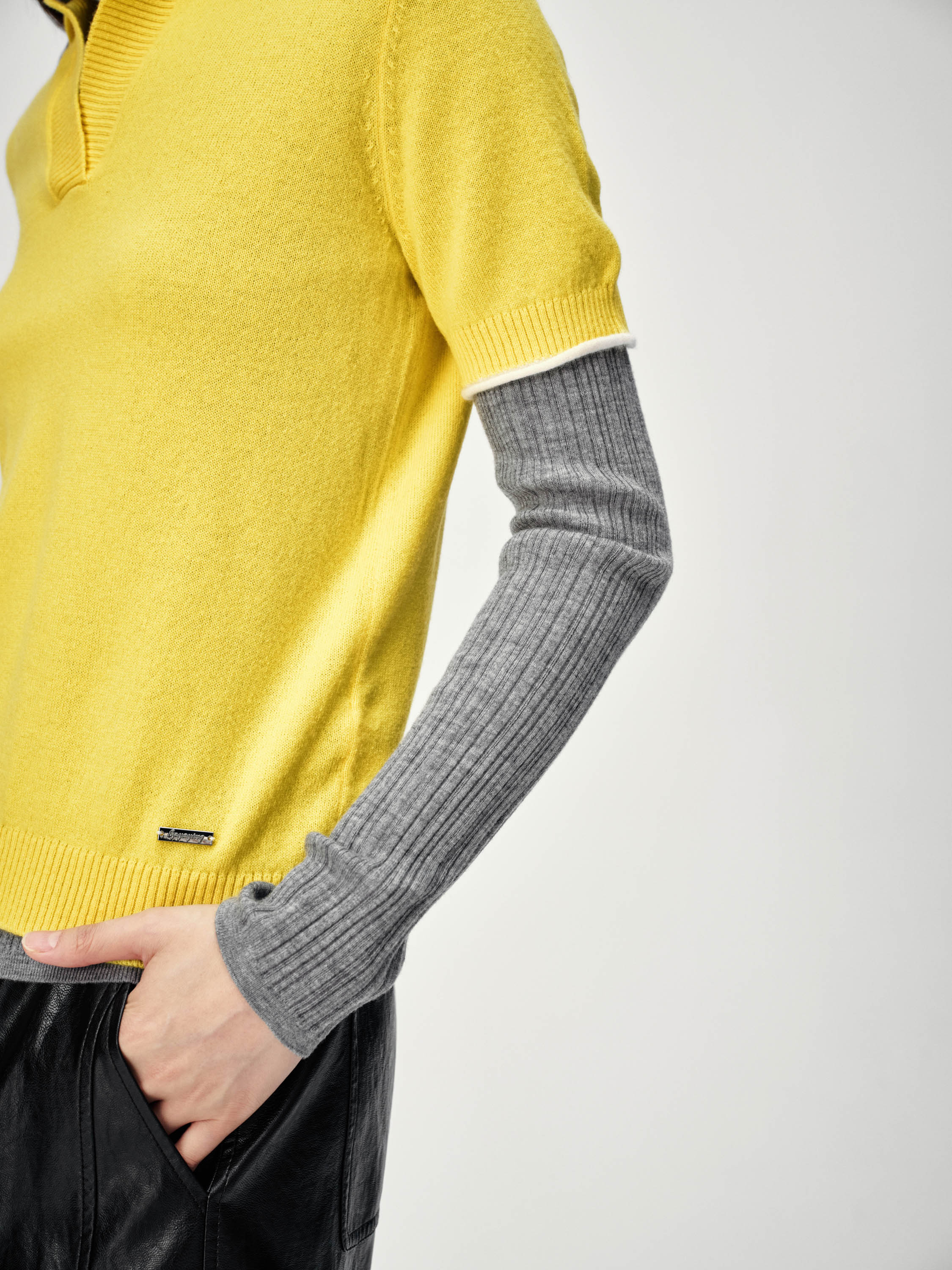 EP YAYING Stand Collar Cashmere Polo Sweater