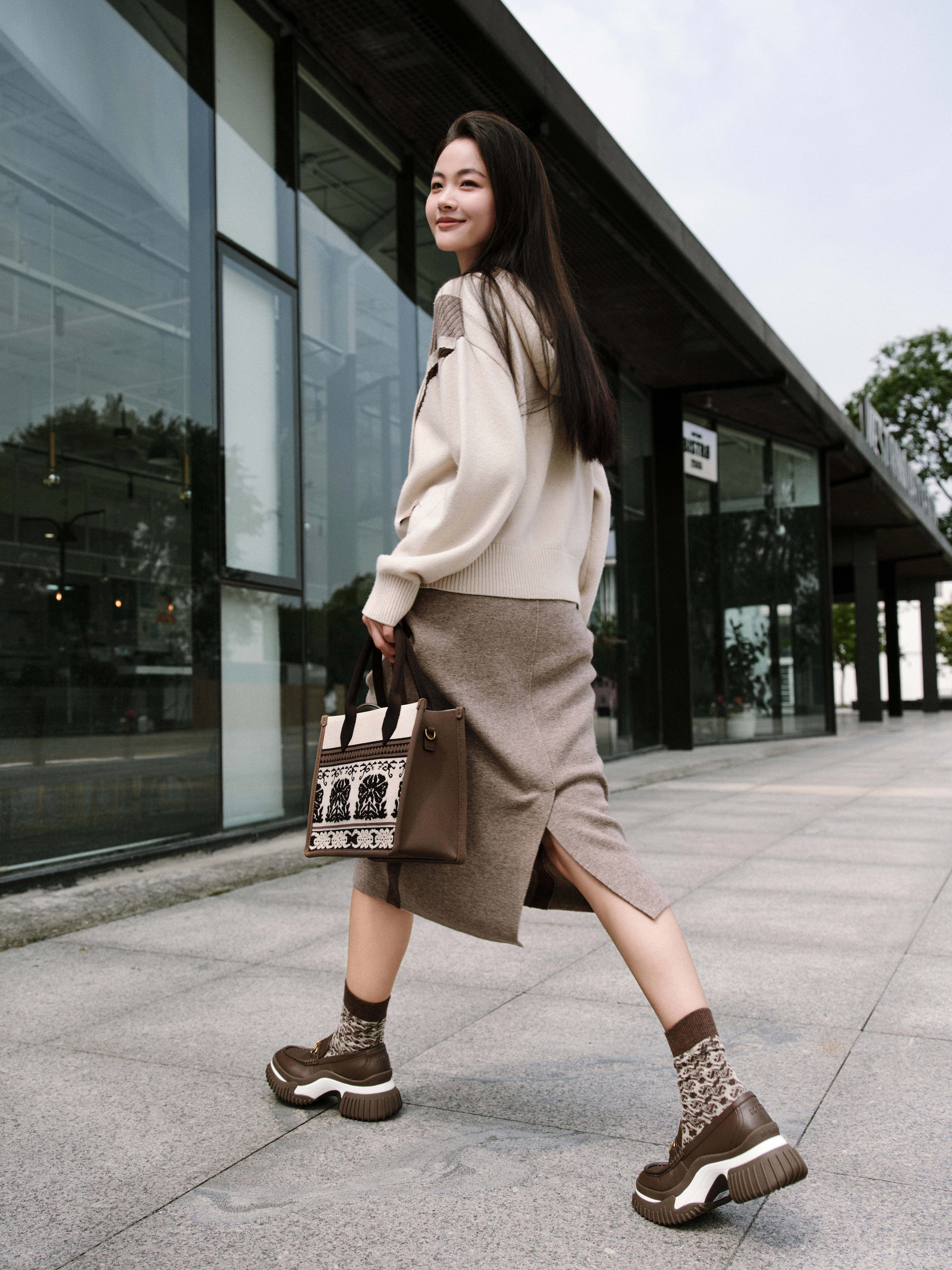 EP YAYING Yak Wool Knit Sweatshirt