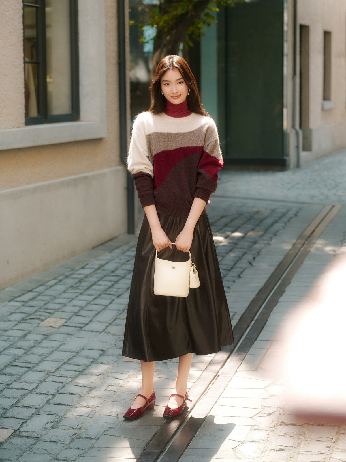 EP YAYING Color-Block Yak Wool Cashmere Knit Top