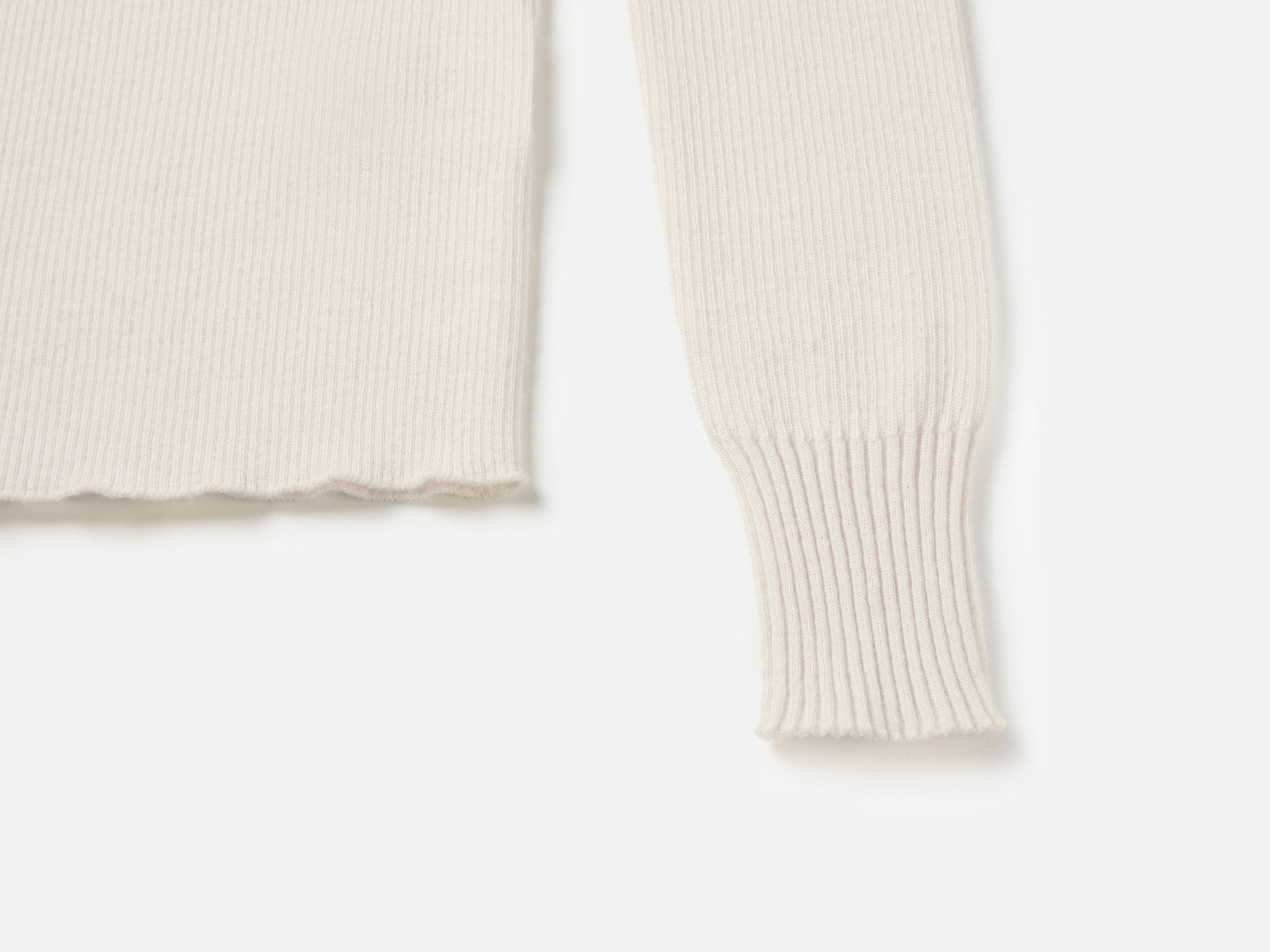 EP YAYING Turtleneck Cashmere Sweater