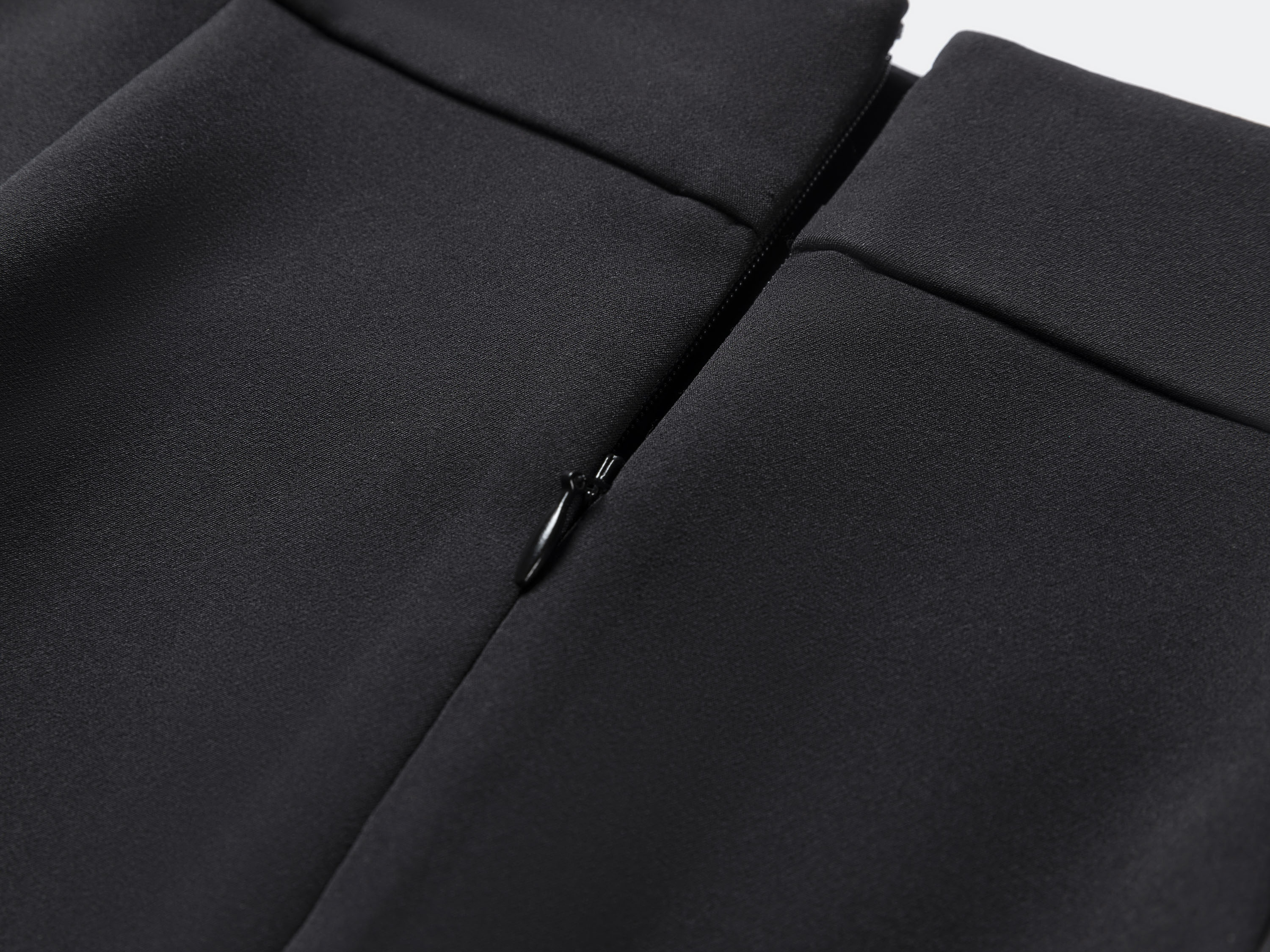 EP YAYING A-Shaped Pleated Mimiskirt