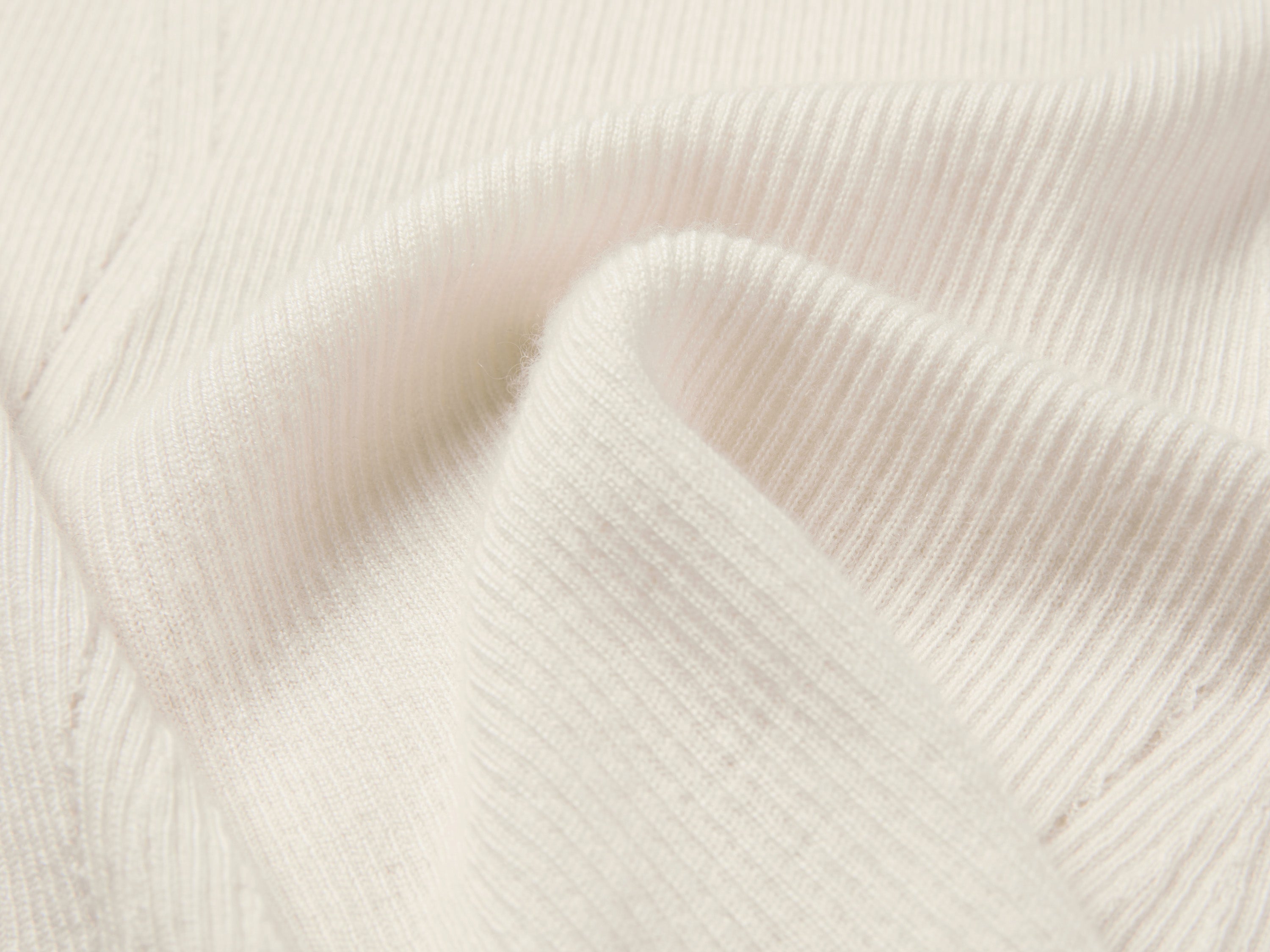 EP YAYING Turtleneck Cashmere Sweater