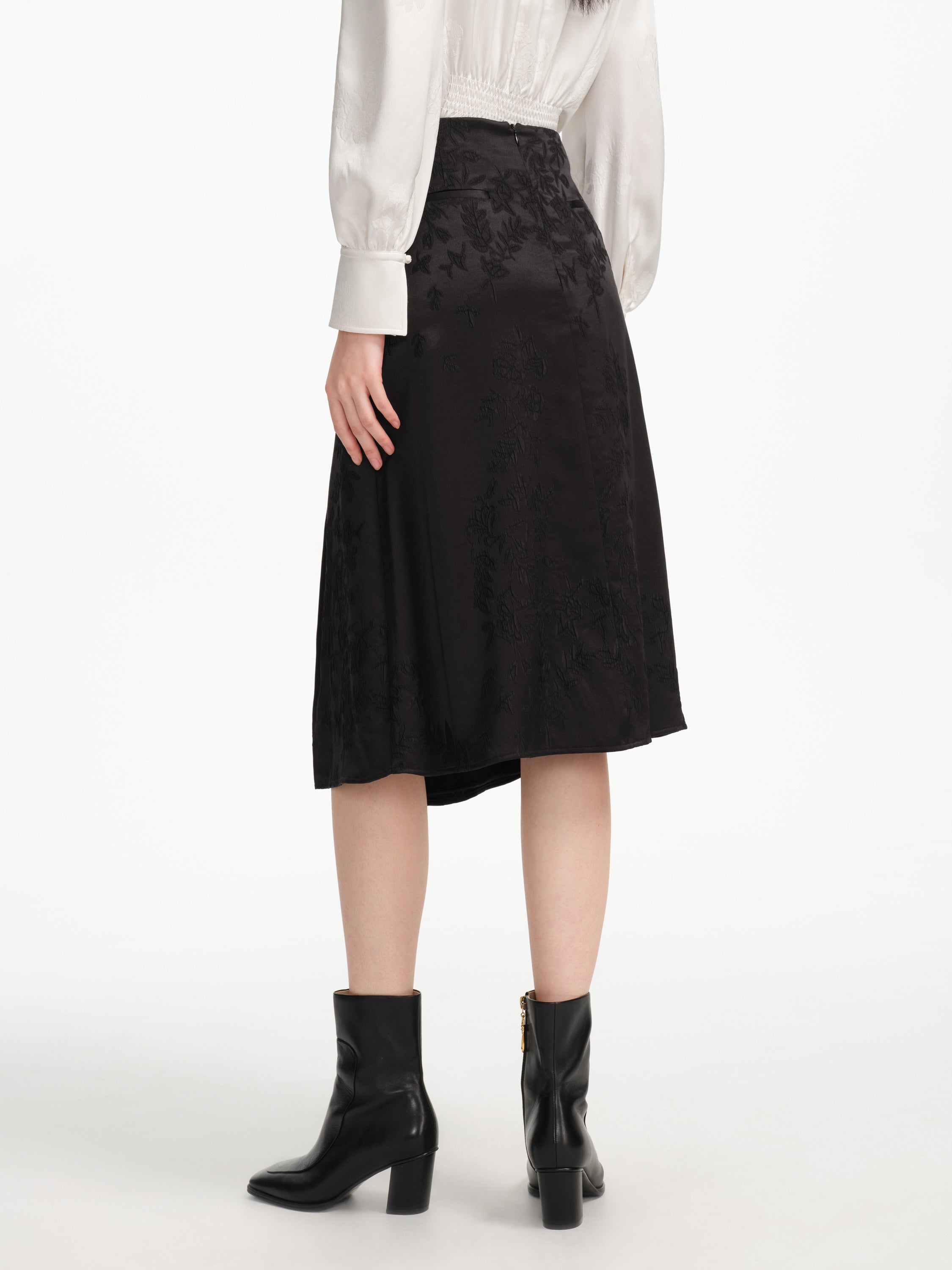 EP YAYING Mulberry Silk Embossed Midi Skirt
