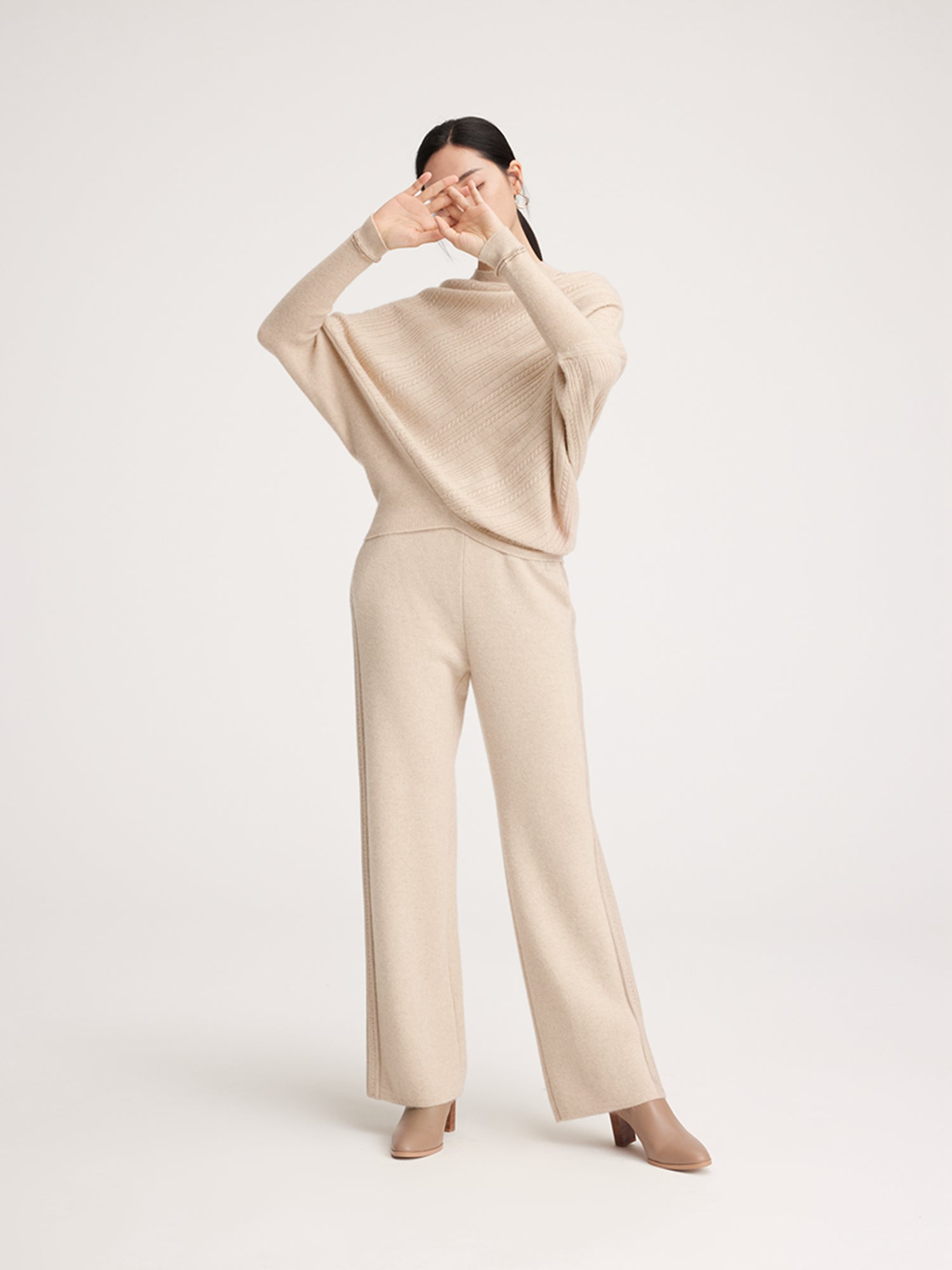 YAYING Cashmere Batwing Sleeves Twilled Sweater